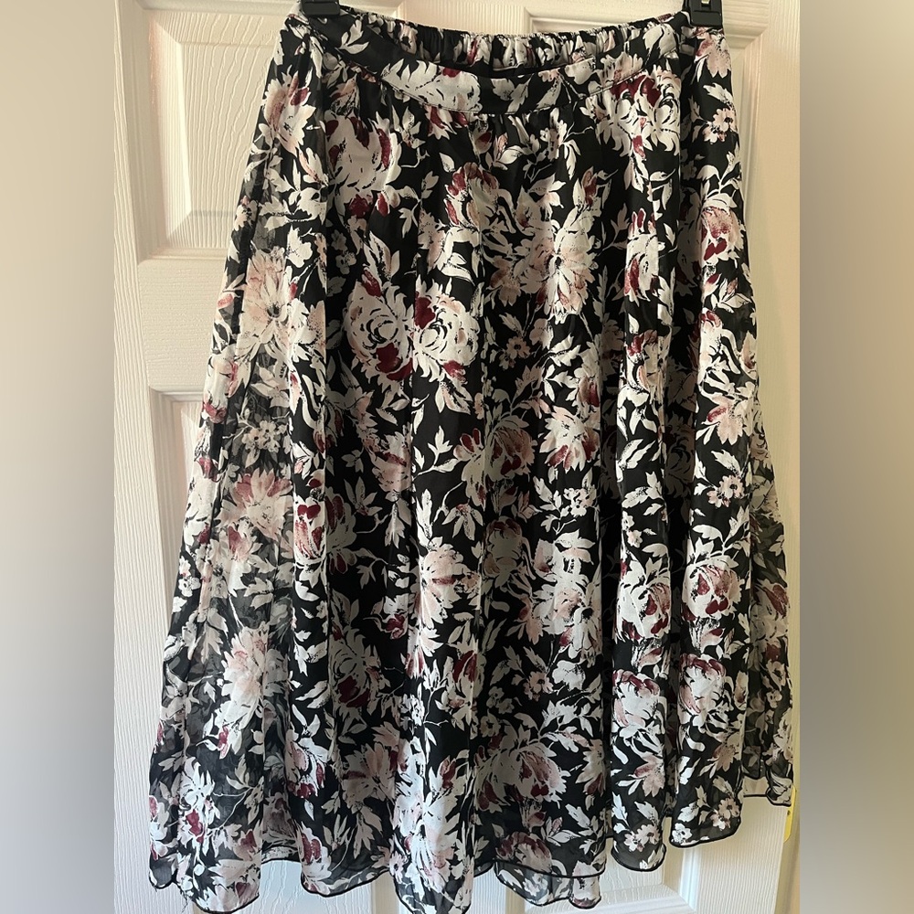 Abercrombie and Fitch pleated floral skirt